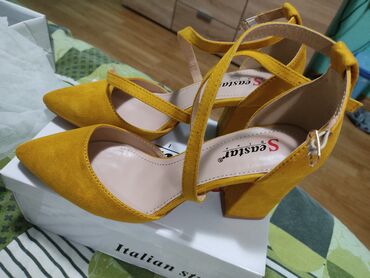 zara srbija sandale: Sandals, 39