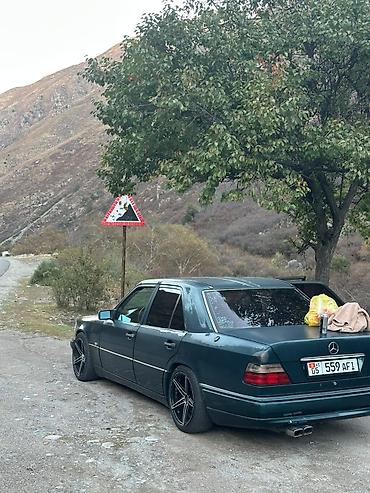 Продажа авто: Mercedes-Benz W124: 1995 г., 3.2 л, Автомат, Бензин, Седан — 6