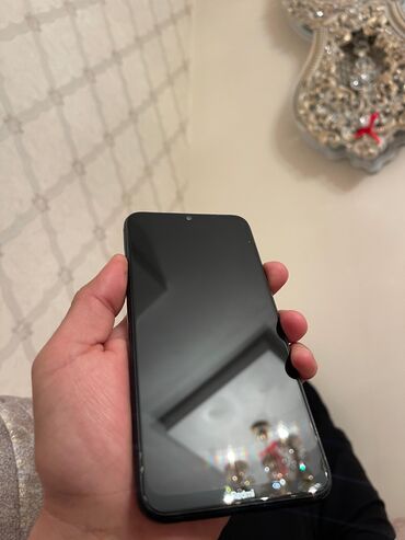 telefon fly m130: Xiaomi Redmi Note 8, 64 ГБ, цвет - Черный, 
 Гарантия, Сенсорный, Отпечаток пальца