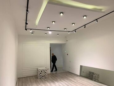 Digər kommersiya daşınmaz əmlakı: Razində yeni yol kənarı yeni təmirli obyekt ümumi sahəsi 100 kv,m — 14