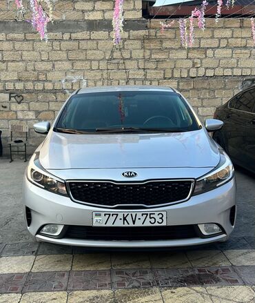 последующий выкуп авто бишкеке: Kia Forte: 2 l | 2017 il Sedan