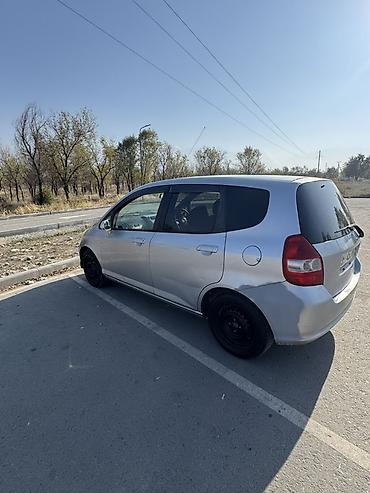 чанган бенбен е стар: Honda Fit: 2002 г., Автомат, Бензин, Хэтчбэк — 3