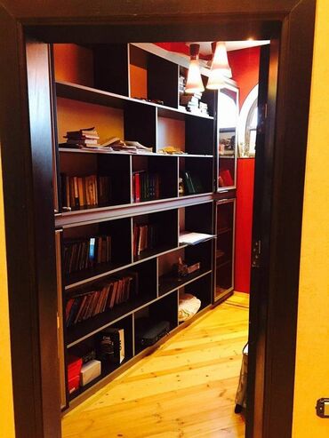 Ofislər: Nəsimi rayonu, “Cəlil Məmmədquluzadə” küçəsində, “AzərTürk Bank”a — 12