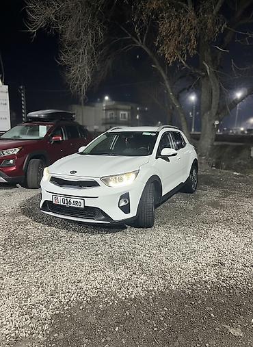 Kia: Kia Stonic: 2017 г., 1.4 л, Автомат, Бензин, Кроссовер at lalafo.kg — 2 Kia: Kia Stonic: 2017 г., 1.4 л, Автомат, Бензин, Кроссовер — 2