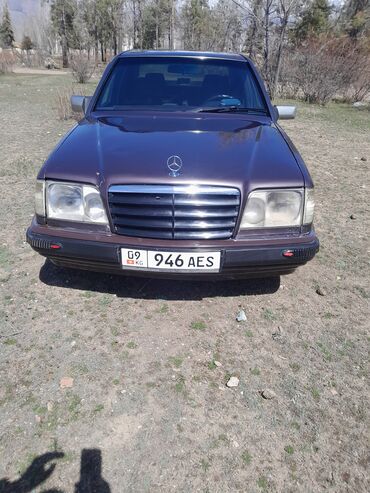 купить авто в рассрочку: Mercedes-Benz E-Class: 1994 г., 2.2 л, Механика, Бензин, Седан