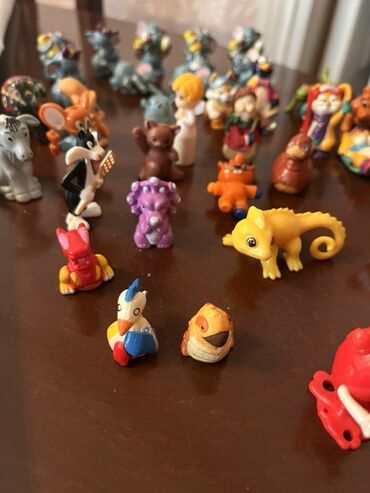 Heykəlciklər: Müxtəlif kolleksiya fiqurları dəsti - Təxminən 35+ ədəd kiçik — 4