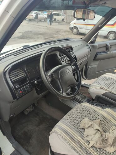 Isuzu: Isuzu Trooper: 1998 г., 3.5 л, Автомат, Бензин, Внедорожник