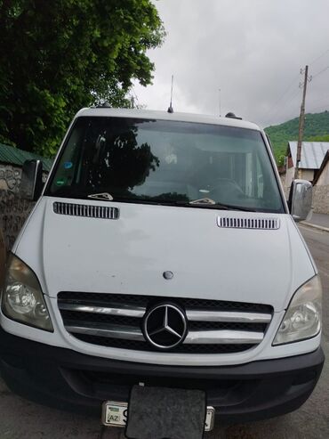 Mercedes-Benz: Mercedes-Benz Sprinter: 2 l | 2011 il Mikroavtobus