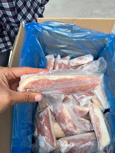 Утиная грудка, замороженная порционно - Тип продукта: утиная грудка с