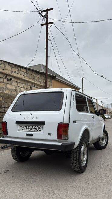 VAZ (LADA): Maşın saz vezyetdedir.heç bir problemi yoxdur zavod maşındır vuruğ — 3