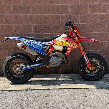 эндуро ktm: Super moto KTM 500 с уникальным ливреем Hot Wheels,привезенный из — 1