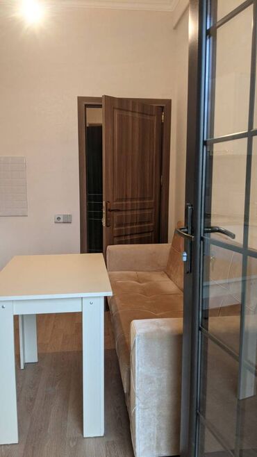 Uzunmüddətli kirayə mənzillər: 28 may metrosunun yasil bazarına yaxın 17 mertebeli binanın 6-ci — 2