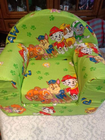 Ostali dečiji nameštaj: DEČIJE FOTELJICE 50X50X70 ZA UZRAST 0-3 GODINE Cena 3200 dinara Slanje — 29