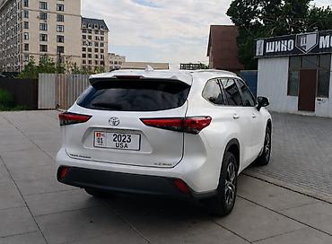 highlander 2017: Toyota Highlander: 2023 г., 2.4 л, Автомат, Бензин, Кроссовер — 3