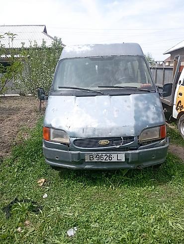 люки крыши спринтер: Ford Transit: 1993 г., 2 л, Бензин, Фургон — 3
