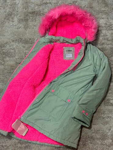 Jakne, kaputi i prsluci: Lc Waikiki, Zimska jakna, 146-152 — 2