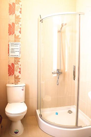 Иссык-Куль 2026: Коттедж, ЦО Royal beach, Чок-Тал, Парковка, стоянка, Охраняемая территория, Барбекю — 12