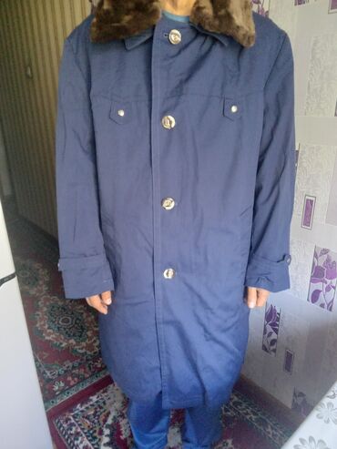 Пальто: Пальто мужское, размер 50-52. Производство Болгария. Вверх пальто
