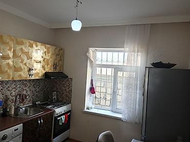 Qonaq otağı dəstləri: Klassik üslubda qonaq otağı dəsti Mebel komplekti: - 3 nəfərlik geniş — 16