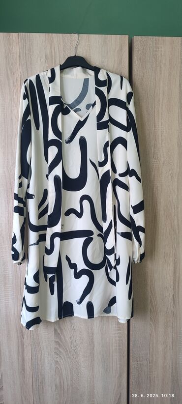 polovna obuca iz nemacke: Alve L (EU 40), color - Multicolored, Short sleeves