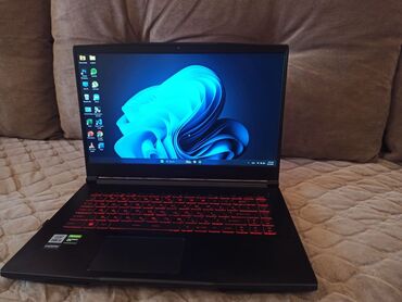 noutbook: MSI, 15.6 ", Intel Core i5, 256 GB