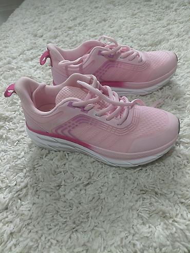on cloud: Женские кроссовки owndays (sports shoes) - Размер: EUR 36 (US 4, UK — 3