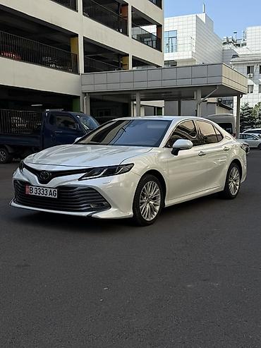 corolla 2004: Toyota Camry: 2019 г., 2.5 л, Автомат, Бензин, Седан — 2