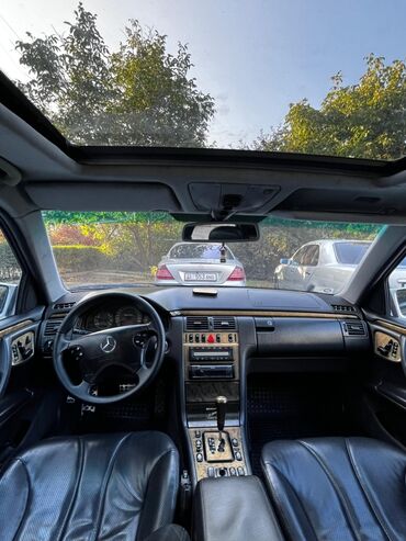 продаю связи с переездом: Mercedes-Benz E-Class: 2000 г., 5.5 л, Автомат, Бензин, Седан