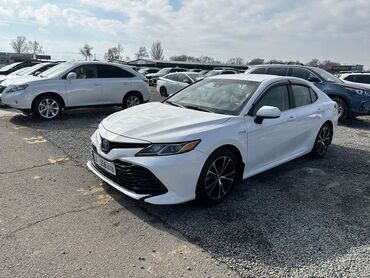 Toyota: Toyota Camry: 2018 г., 2.5 л, Автомат, Гибрид, Седан