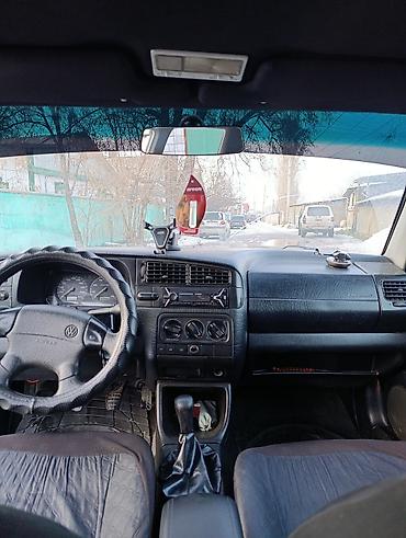 Volkswagen: Volkswagen Golf: 1993 г., 1.8 л, Механика, Бензин, Хэтчбэк — 4