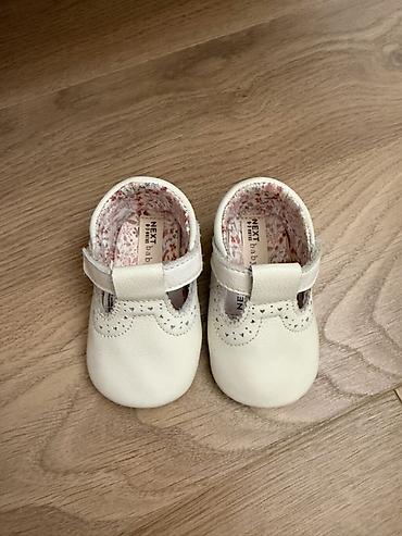 Başqa uşaq ayaqqabıları: NEXT baby körpə ayaqqabıları. Her biri 15 azn — 1