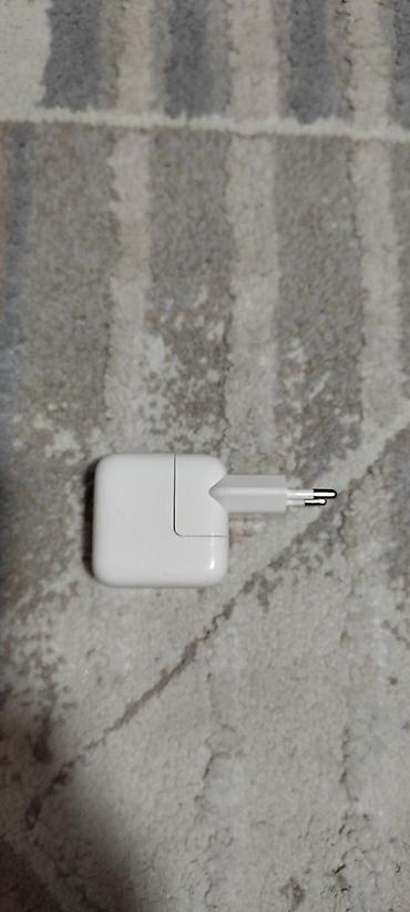 зарядка для айфона: Apple iPhone charger adapter original — 1