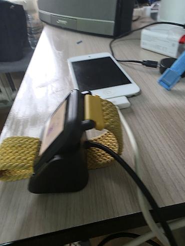 Amazfit: Amazfit Bip (модель A1608) — умные часы с квадратным дисплеем и жёлтым — 2