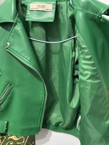 брендовая мужская одежда бишкек: Косуха AFTE BASIC, ярко‑зелёная - Материал: экокожа с гладкой матовой