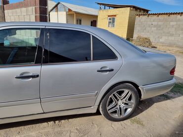 блины на мерс: Mercedes-Benz E-Class: 1996 г., 0.2 л, Автомат, Бензин, Седан