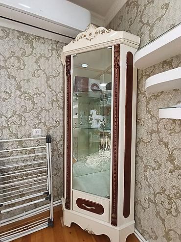 Витрины-шкафы: Стеклянная витрина-шкаф, Б/у — 1