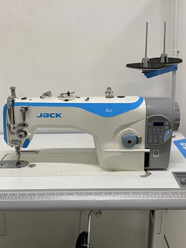 jack and jones: Швейная машина Jack, Полуавтомат