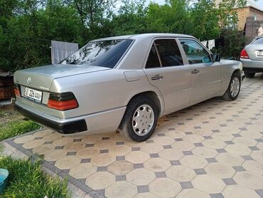 мерседес 124 сешка: Mercedes-Benz W124: 1986 г., 2.5 л, Механика, Дизель, Седан