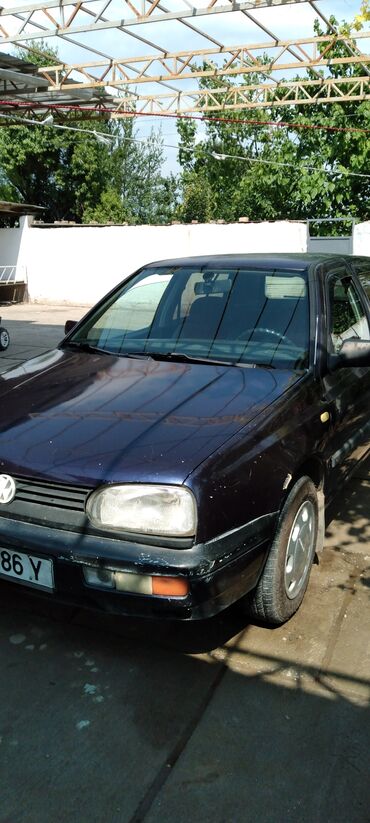 машина 50000сом: Volkswagen Golf: 1996 г., 1.8 л, Механика, Бензин, Хэтчбэк