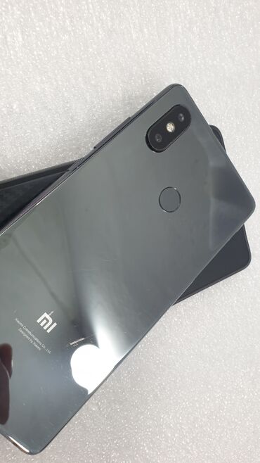 Poco: Xiaomi, Mi 8 SE, Б/у, 128 ГБ, цвет - Черный, 2 SIM