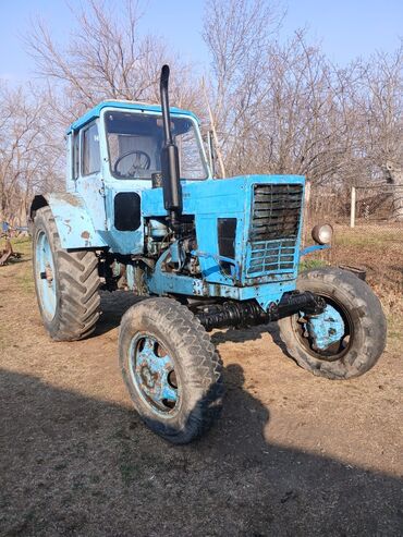 7 nəfərlik avtomobillər: Traktor Belarus (MTZ) MTZ82, 1992 il, 2200 at gücü, motor 3.9 l