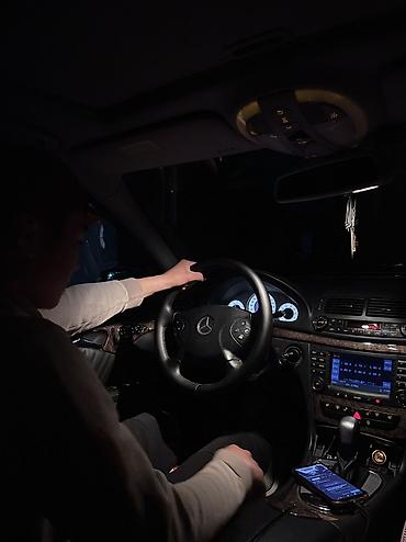 на грузовое авто: Mercedes-Benz E-Class: 2005 г., 3.5 л, Автомат, Бензин, Седан — 7