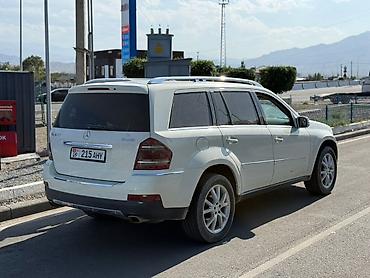 rgb свет: Mercedes-Benz GL-Class: 2007 г., 4.5 л, Автомат, Бензин, Внедорожник — 4