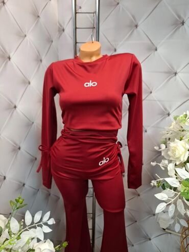 Gornji i donji deo: 💫Komplet mokra likra 3000 din 🙂 — 4