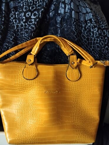 Çantalar: Əl çantası, Massimo Dutti, İşlənmiş