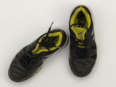 Sport shoes: Sport shoes 32, Used