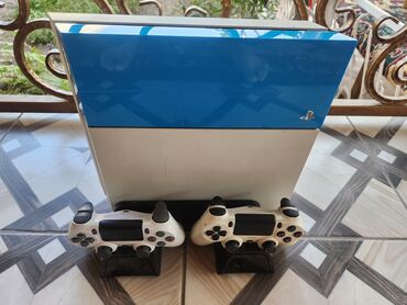 дешёвые ноутбуки бишкек: Игровая консоль Sony PlayStation 4 (PS4) в бело-голубом исполнении