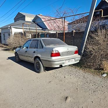 Транспорт: Daewoo Nexia: 2006 г., 1.5 л, Механика, Бензин, Седан — 5