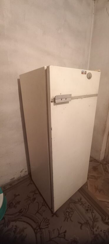 ремонт рефрижератора: Холодильник Biryusa, Б/у, Винный шкаф, 65 * 150 *