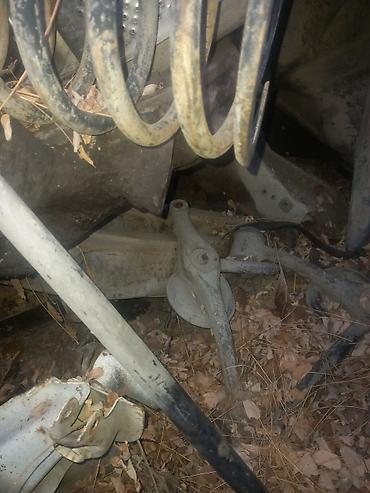 Двери и комплектующие: Продам остатки запчастей на мерседес 123.(есть головка от — 3